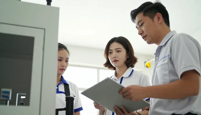 工业智能监控终端日常使用与维护要点解析